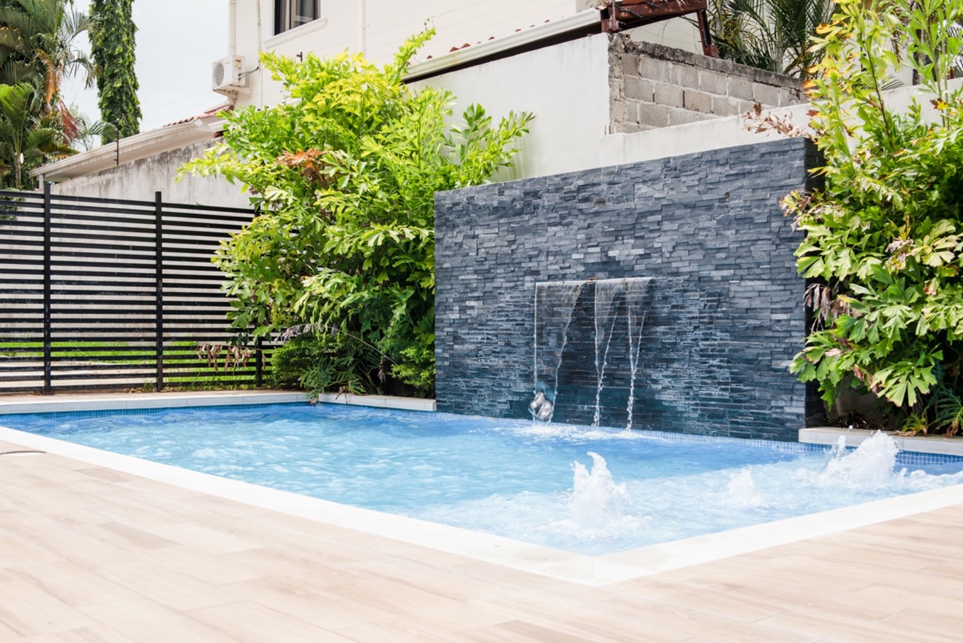 How much does a swimming pool cost? Zodiac Australia