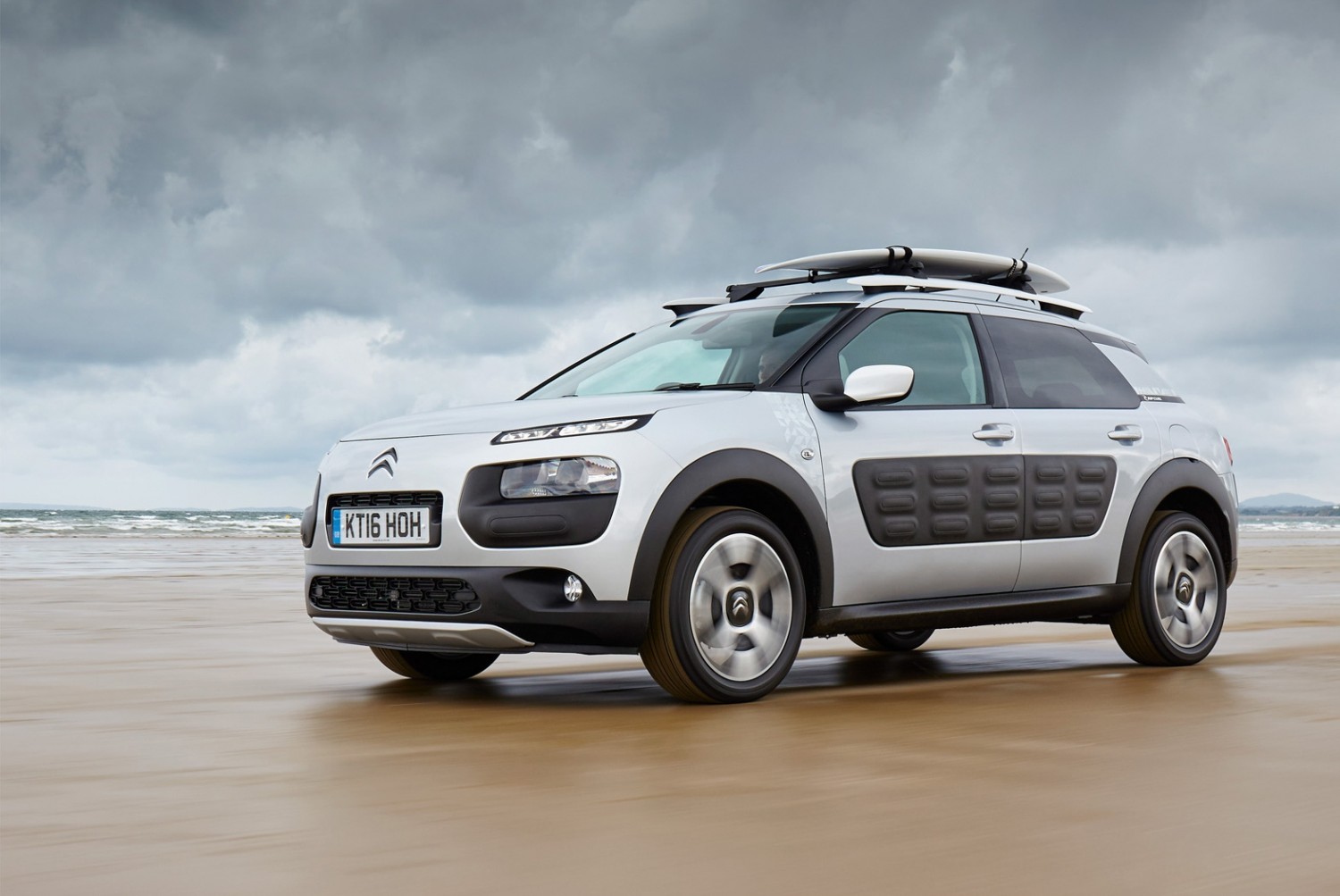 Citroen C4 Cactus Rip Curl 10,000 mile Road Test Eurekar