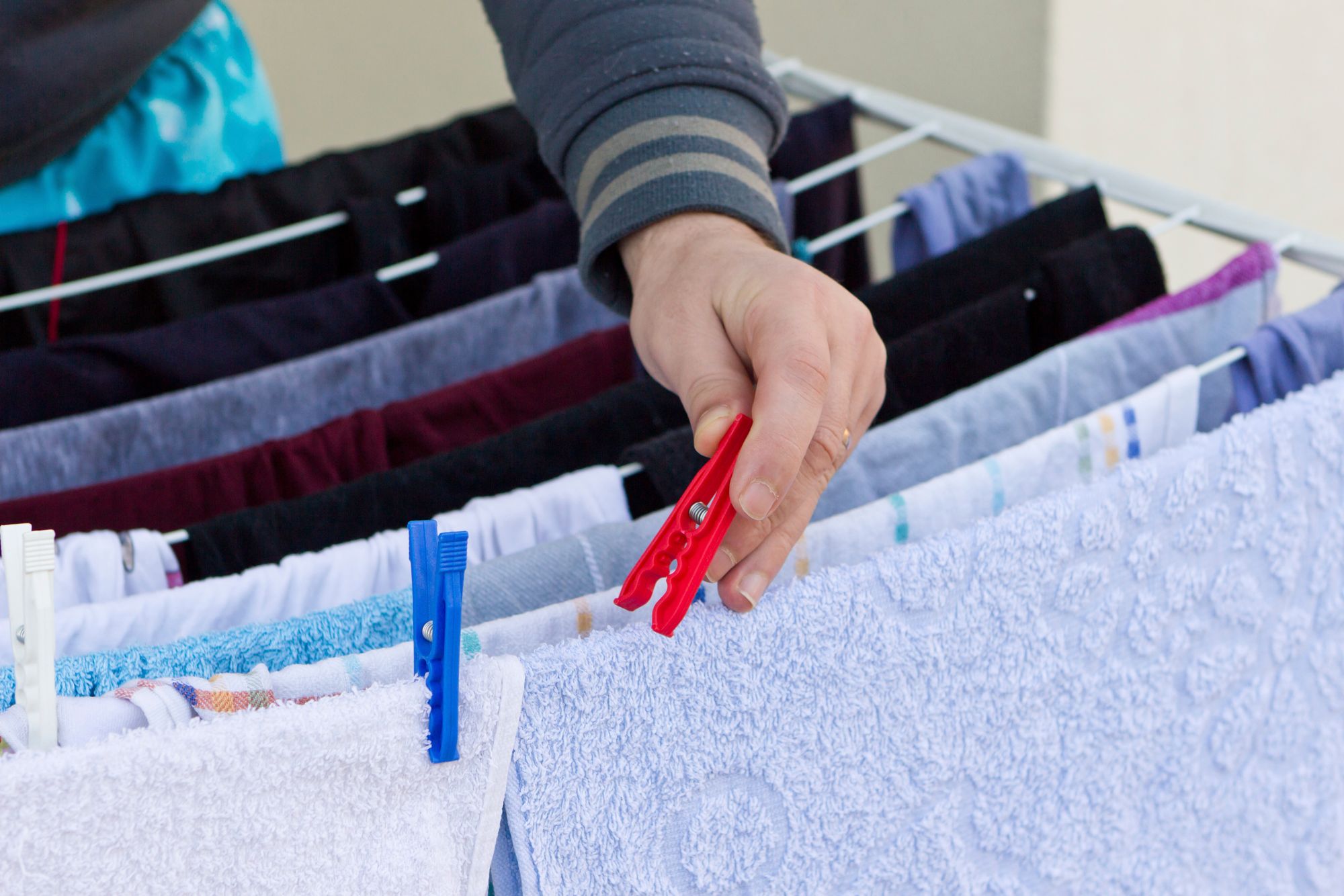 Five ways to dry your clothes ‘quickly’ without heating or a tumble