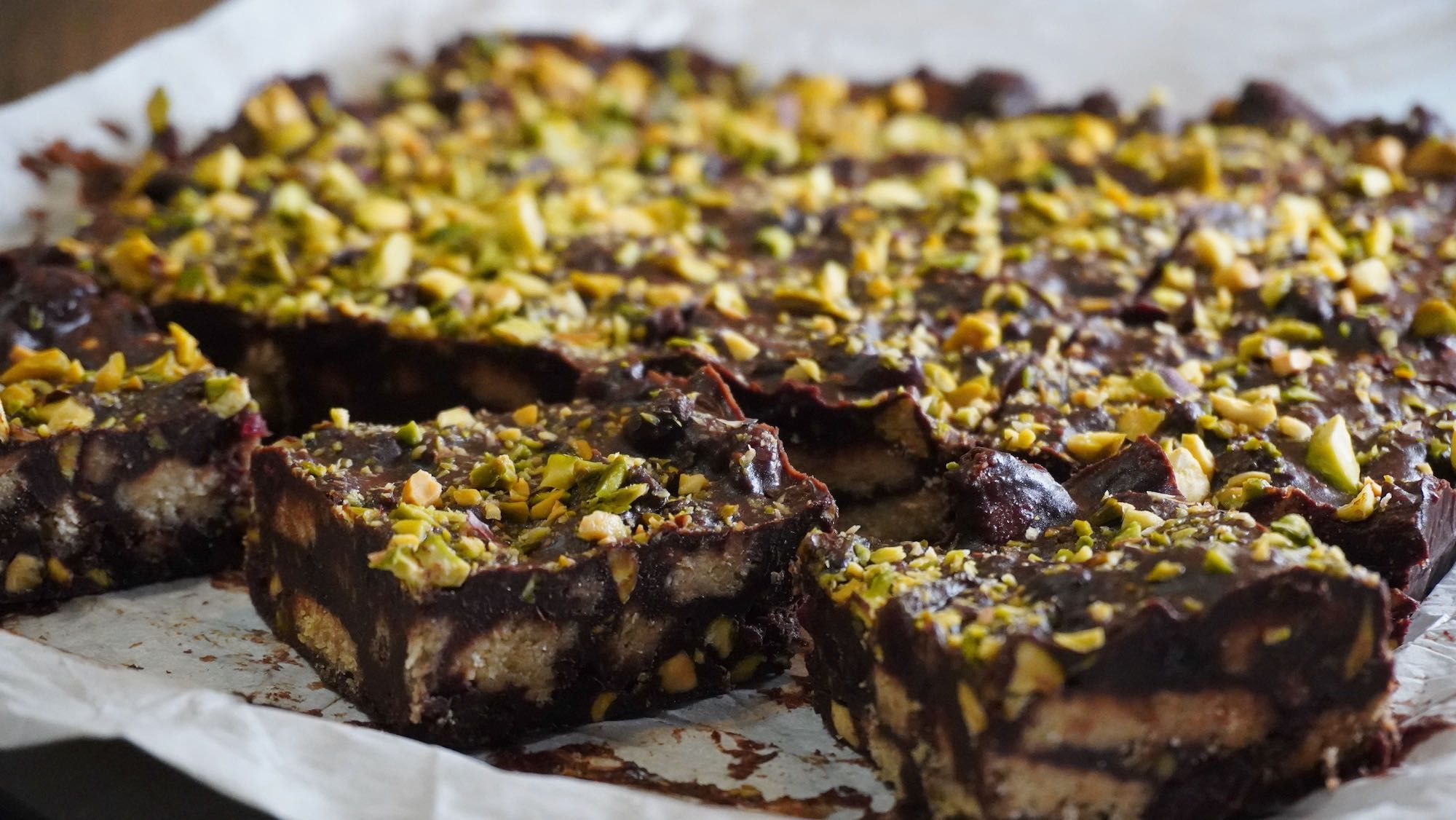 NoBake Chocolate Fridge Cake Tiffin