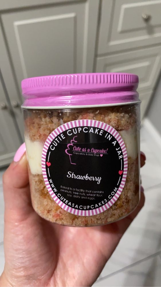 CUTE AS A CUPCAKE! SCHERERVILLE Updated October 2024 727 Main St