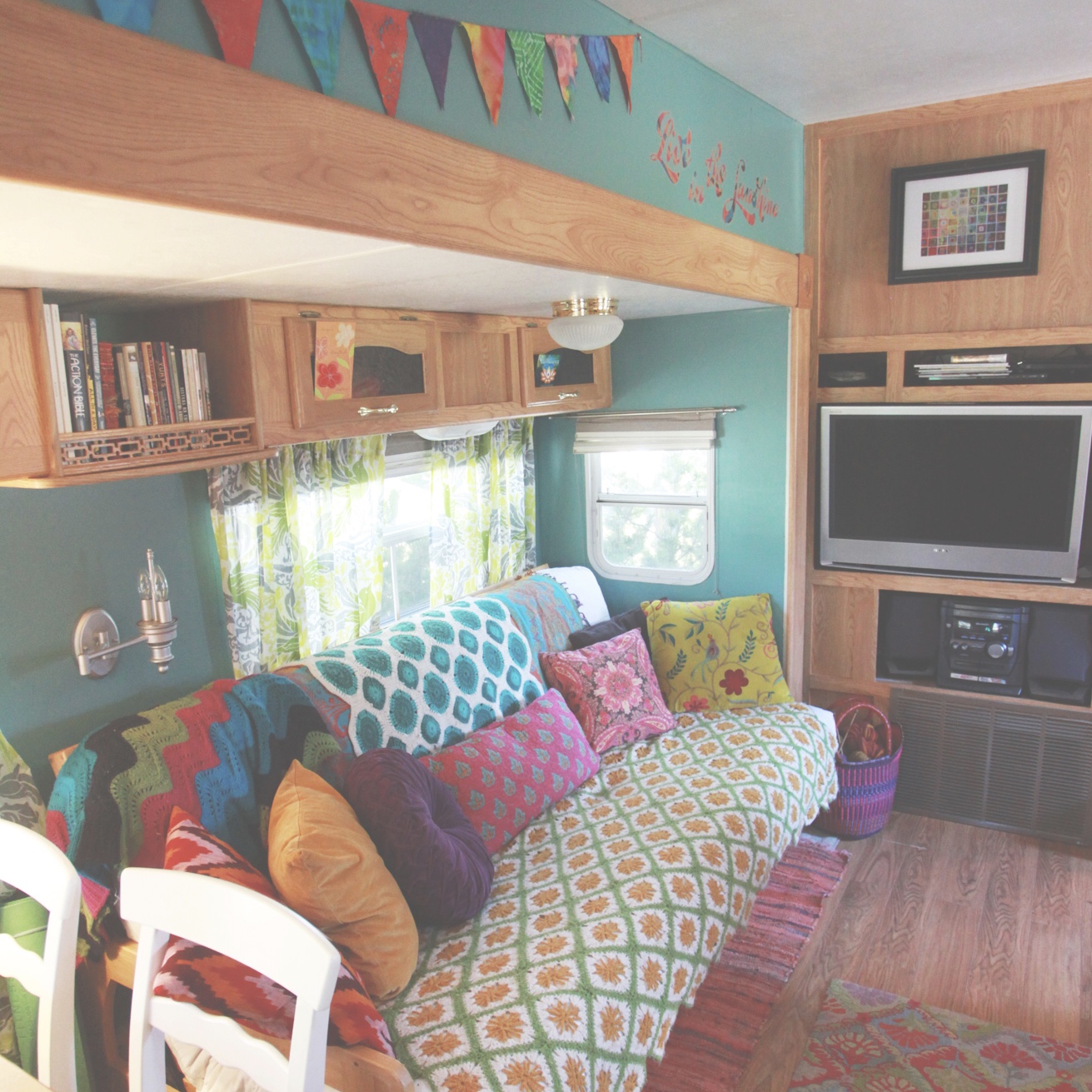 RV Decorating Ideas 10 Ideas You Need to Try!