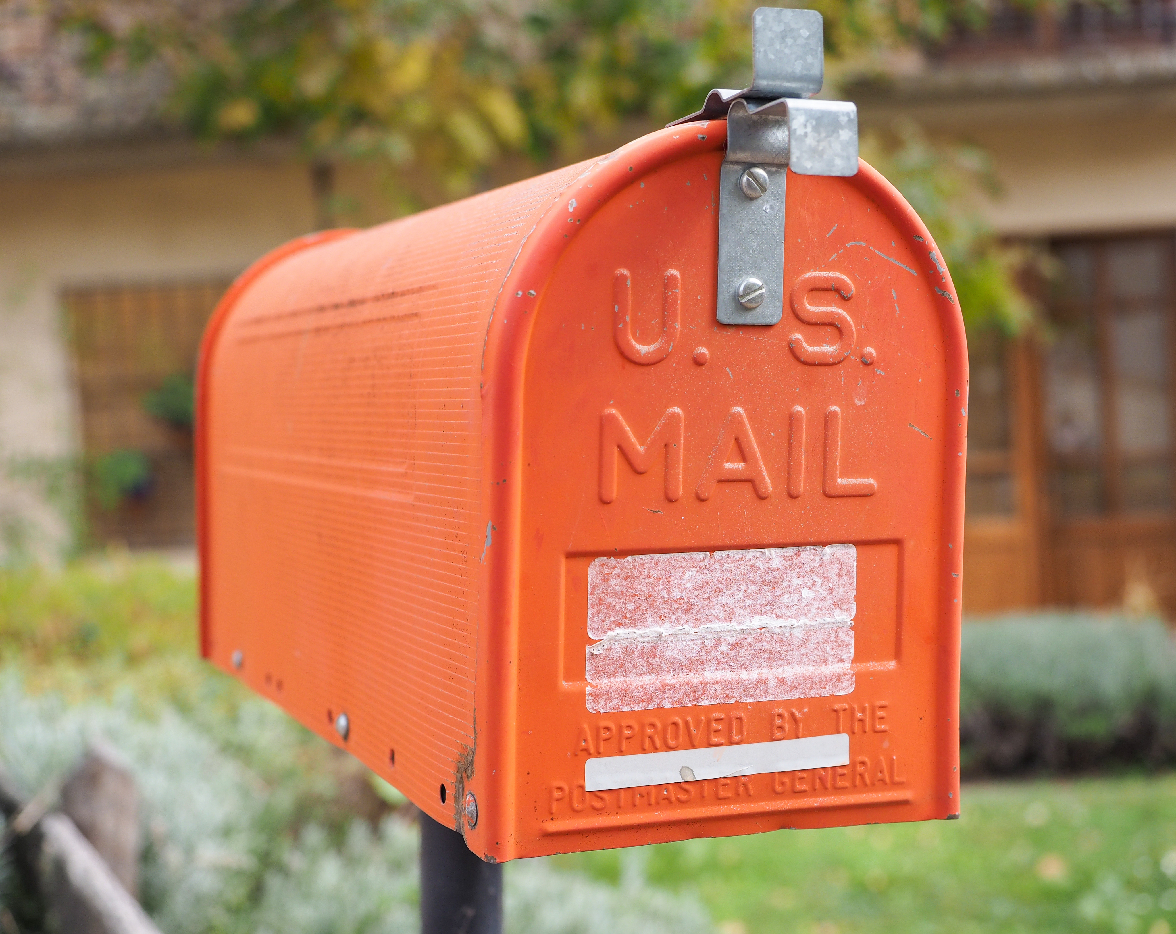 Is it Illegal to Open Someone&rsquo;s Mailbox? | Legal Beagle
