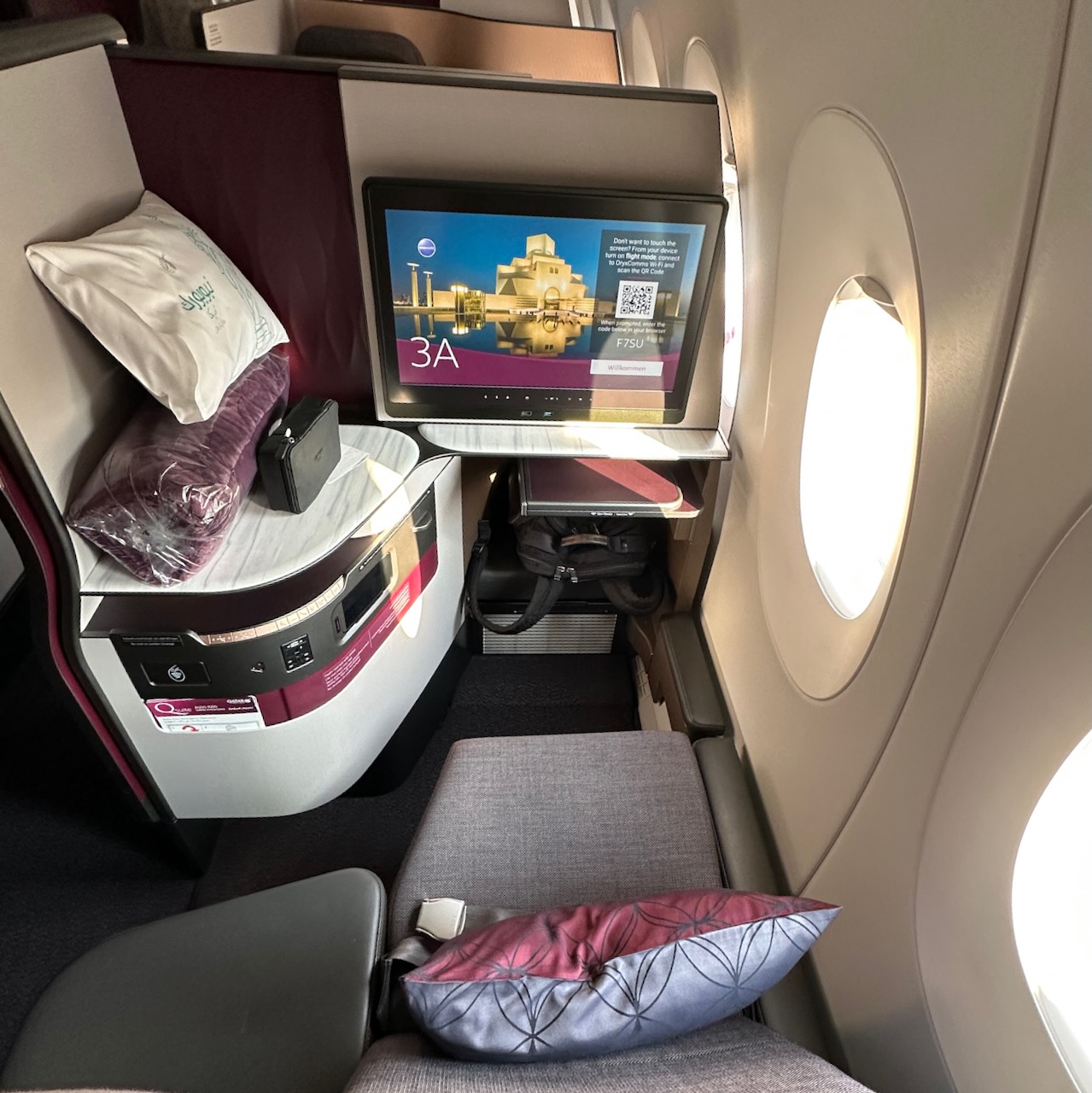 Qatar A351 Q Suites to Bali SFO777