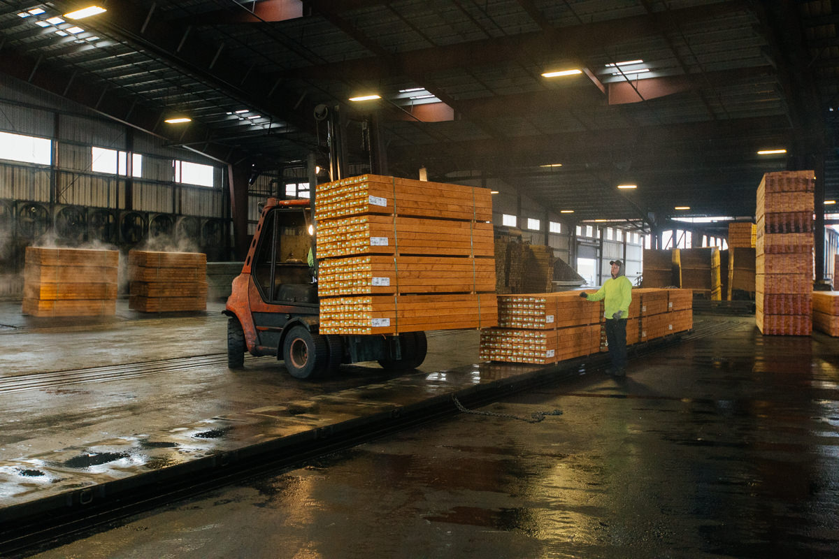 Treated Lumber Series A Guide to PressureTreated Lumber Dunn