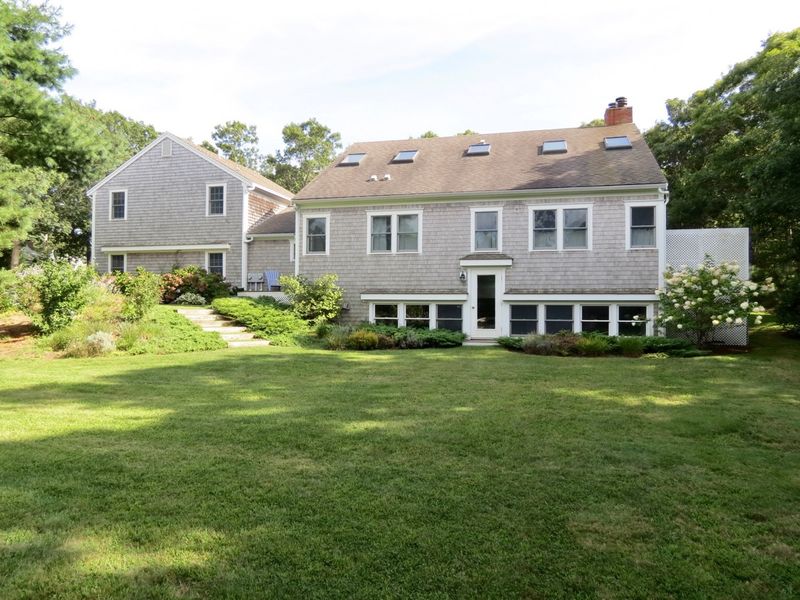 Pretty Picky Properties 111B in Brewster, walk to Sea Pines Beach in