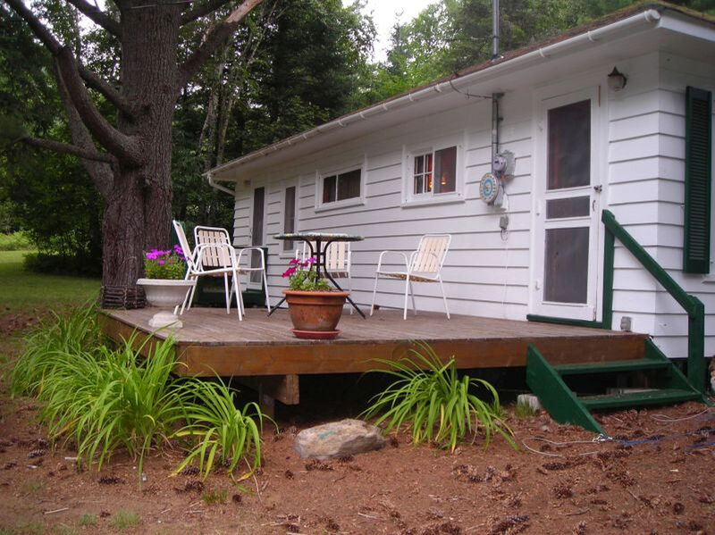 Ontario Cottage Rentals (OCR) Rustic Retreat in Muskoka Ontario