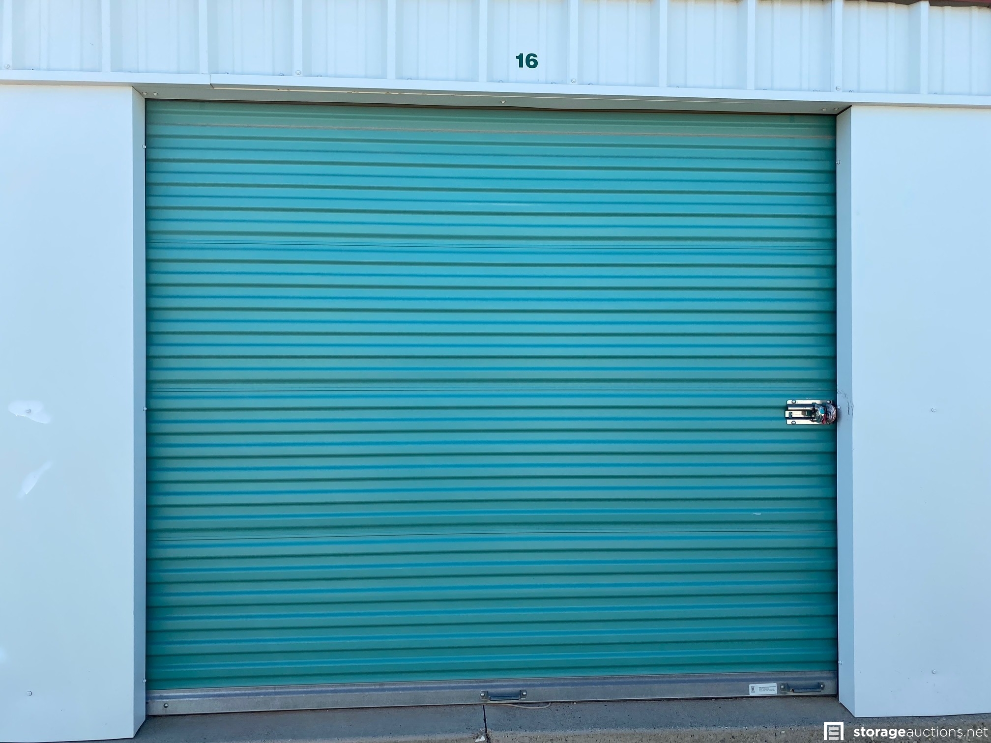 Storage auction 12998 at VIP Self Storage