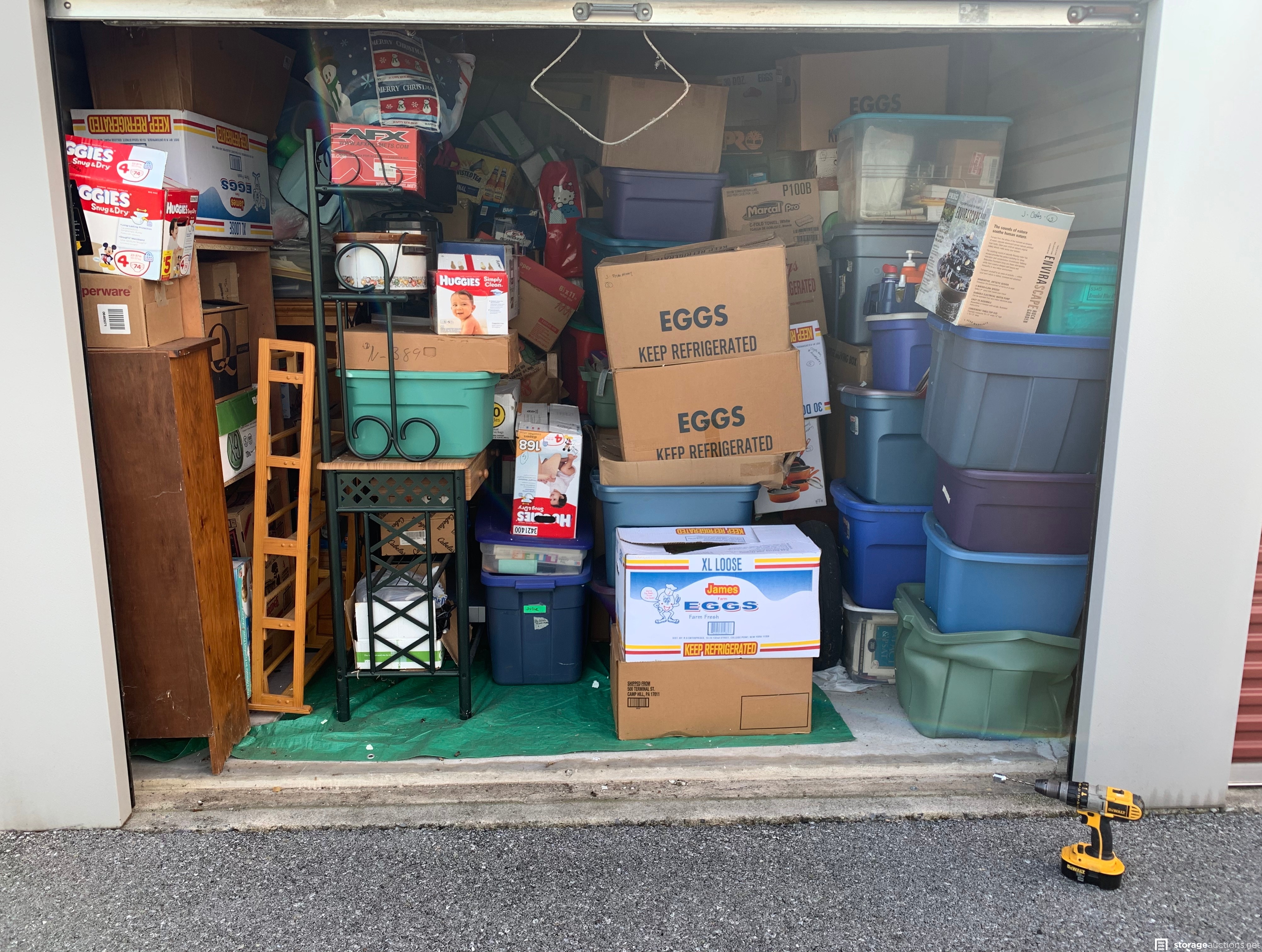 Storage auction 13245 at DAK Self Storage