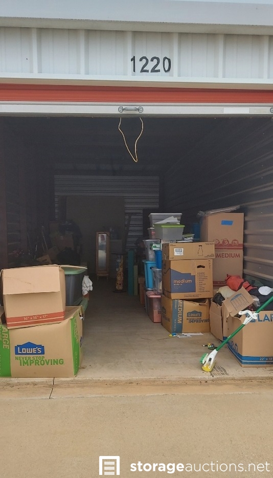Storage auction 33395 at Overflow Garage Shawnee
