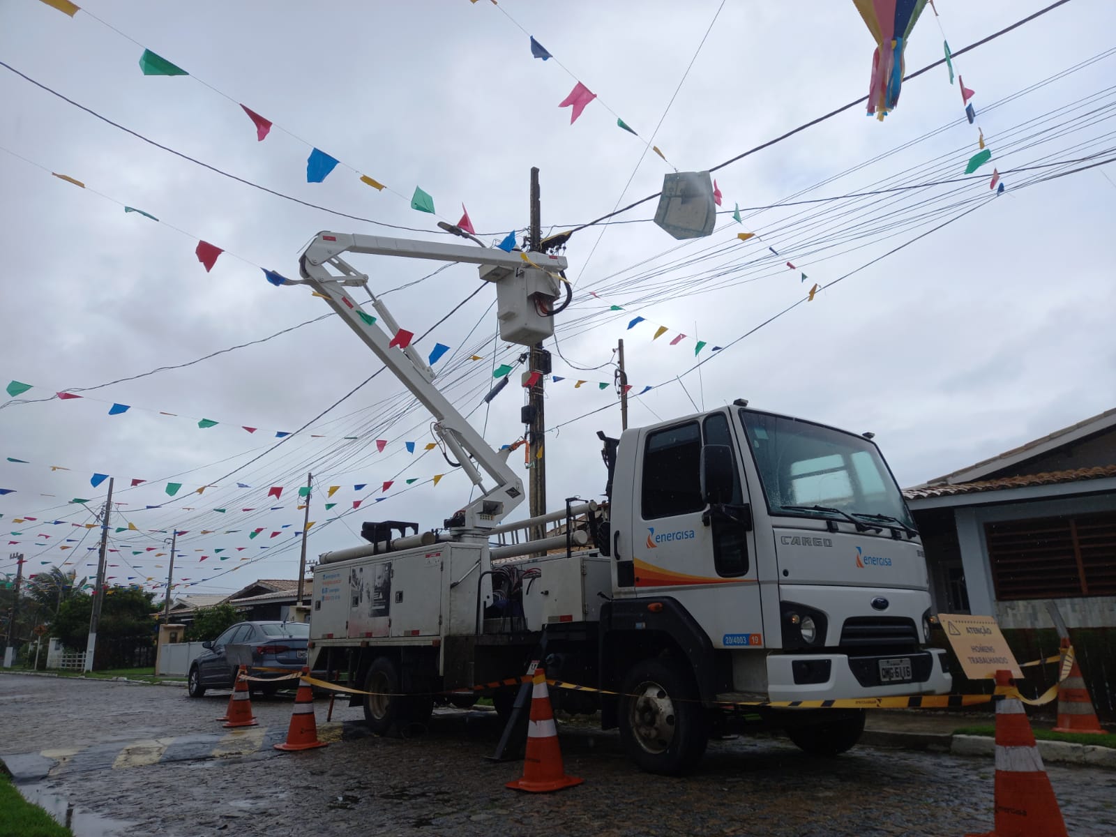 Festejos juninos saiba como solicitar ligação provisória de energia