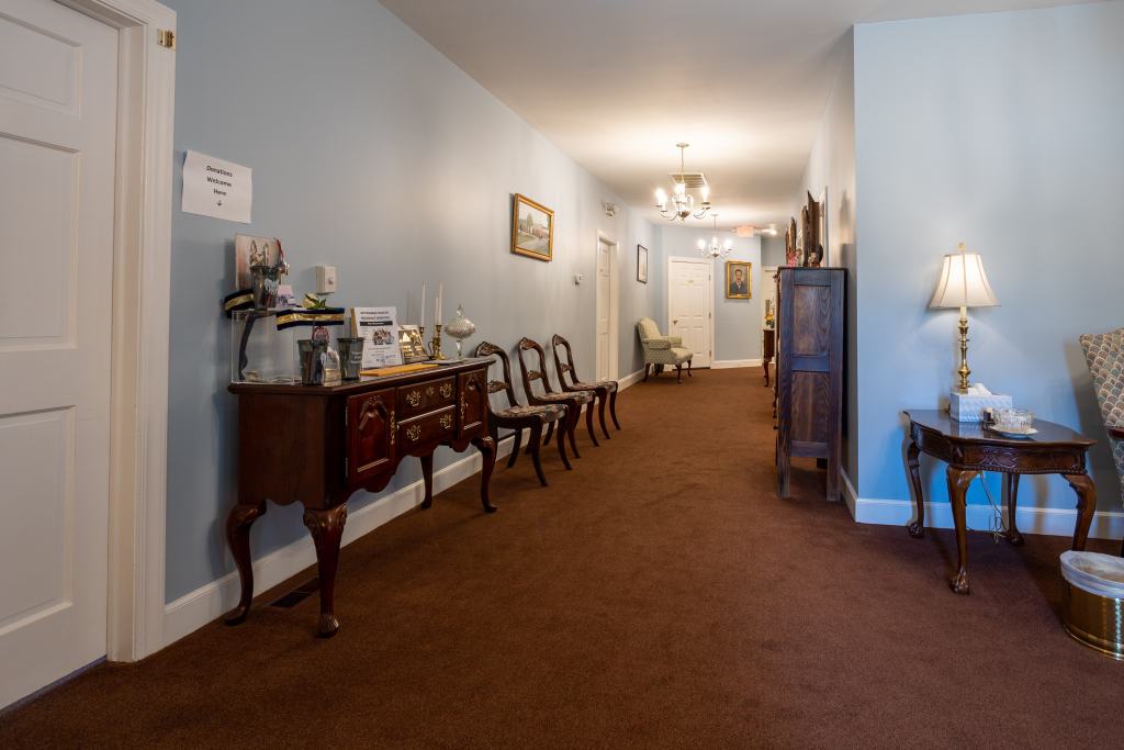 Gallery Claytor Rollins Funeral Home and Crematory Poquoson VA