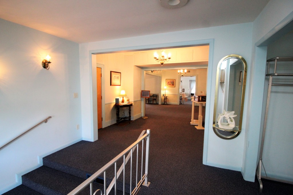 Bunker Hill FlowersLeedy & Allen Funeral Homes Peru IN funeral