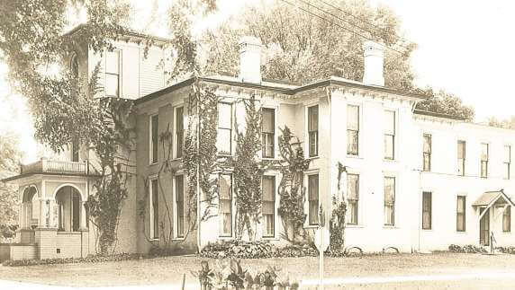 Our Story Fippinger Funeral Home in Aledo, Alpha and Woodhull, IL