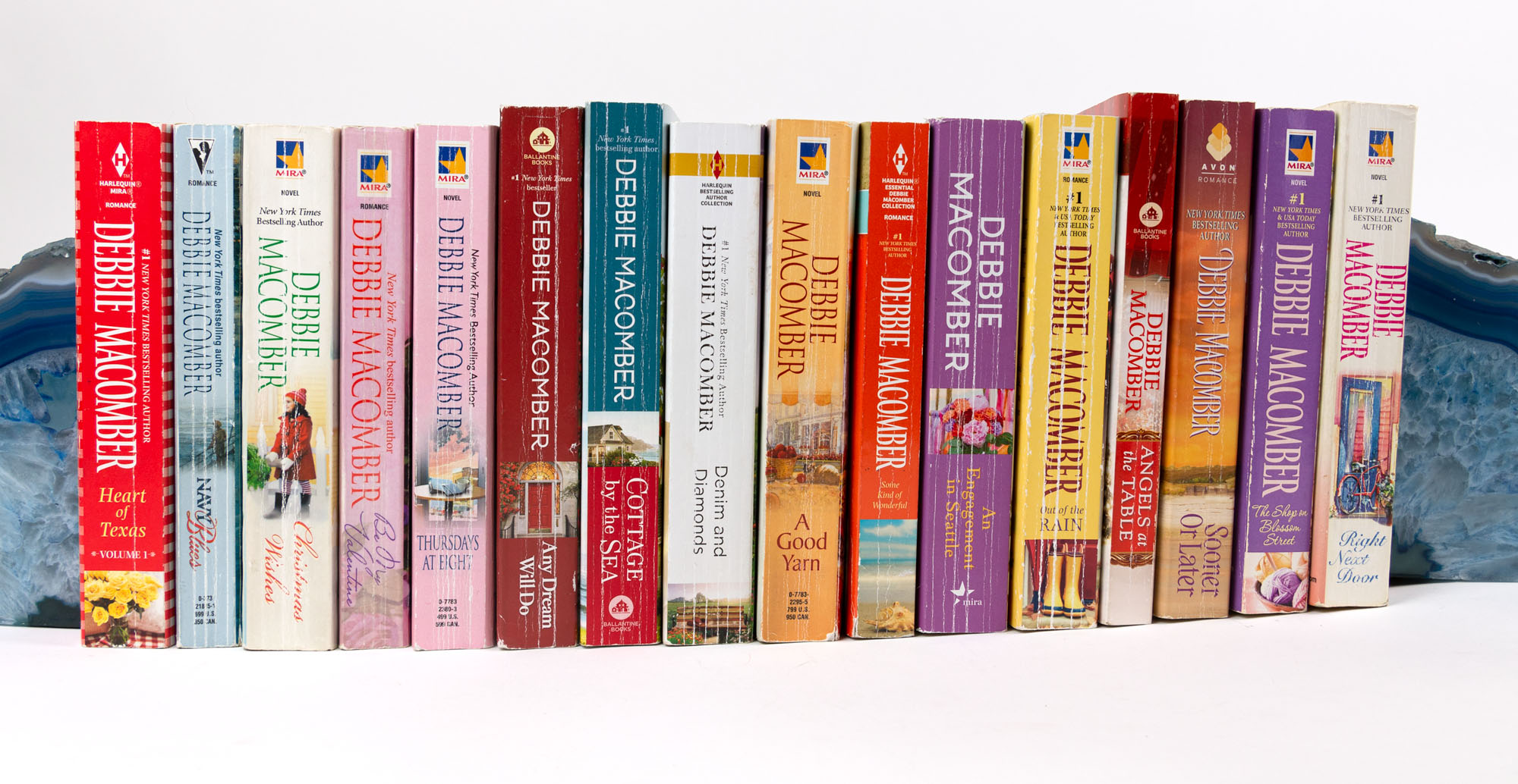 Lot of 30 Debbie Paperback Novels Blossom Street, Cedar Cove