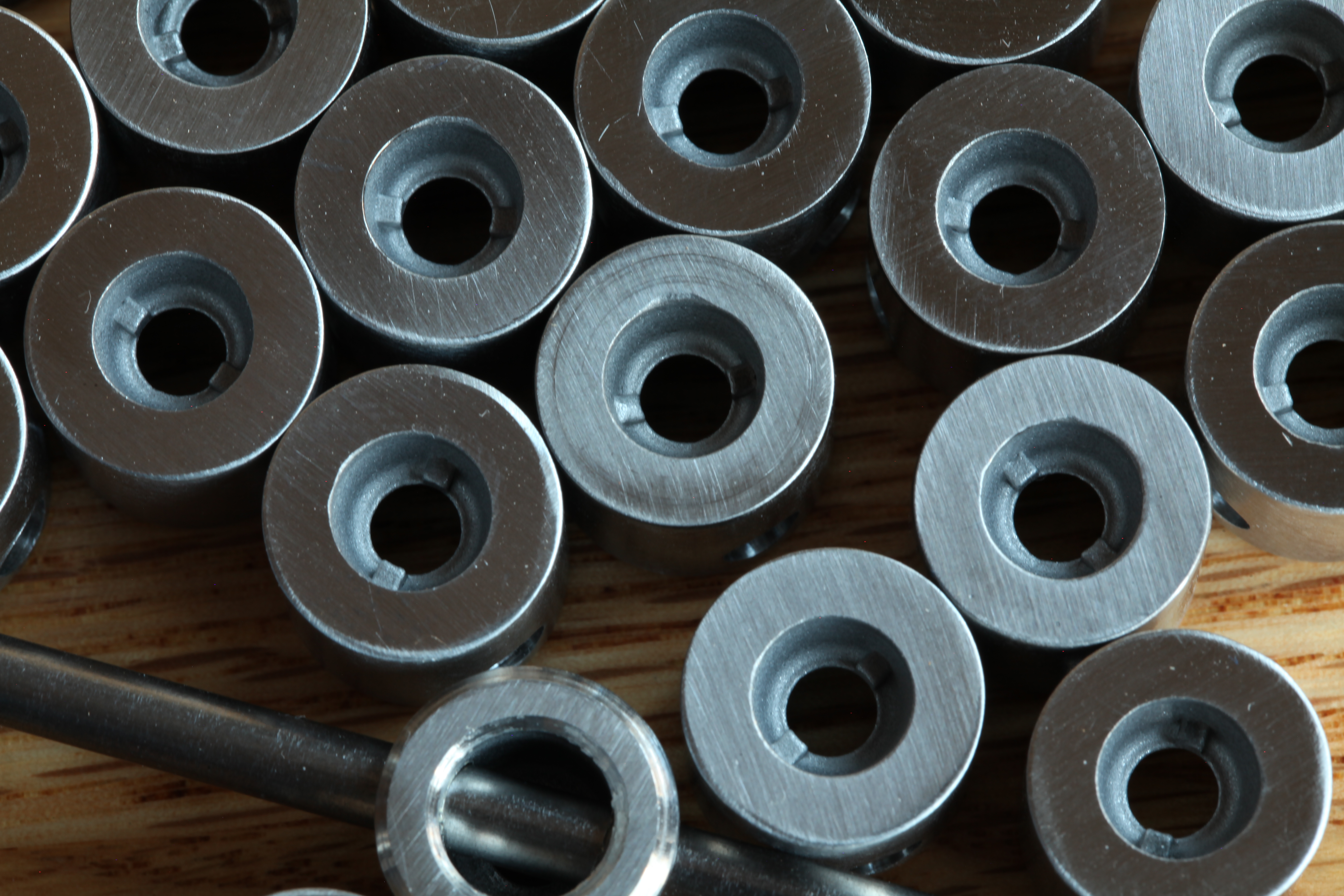 Challis hex head 1911 grip bushings A user review Page 6 1911Forum