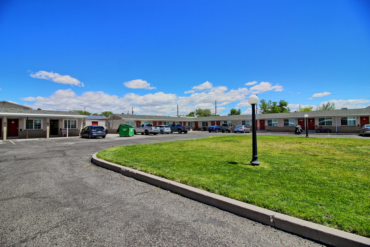 Studio Apartments near CMU and VA Hospital