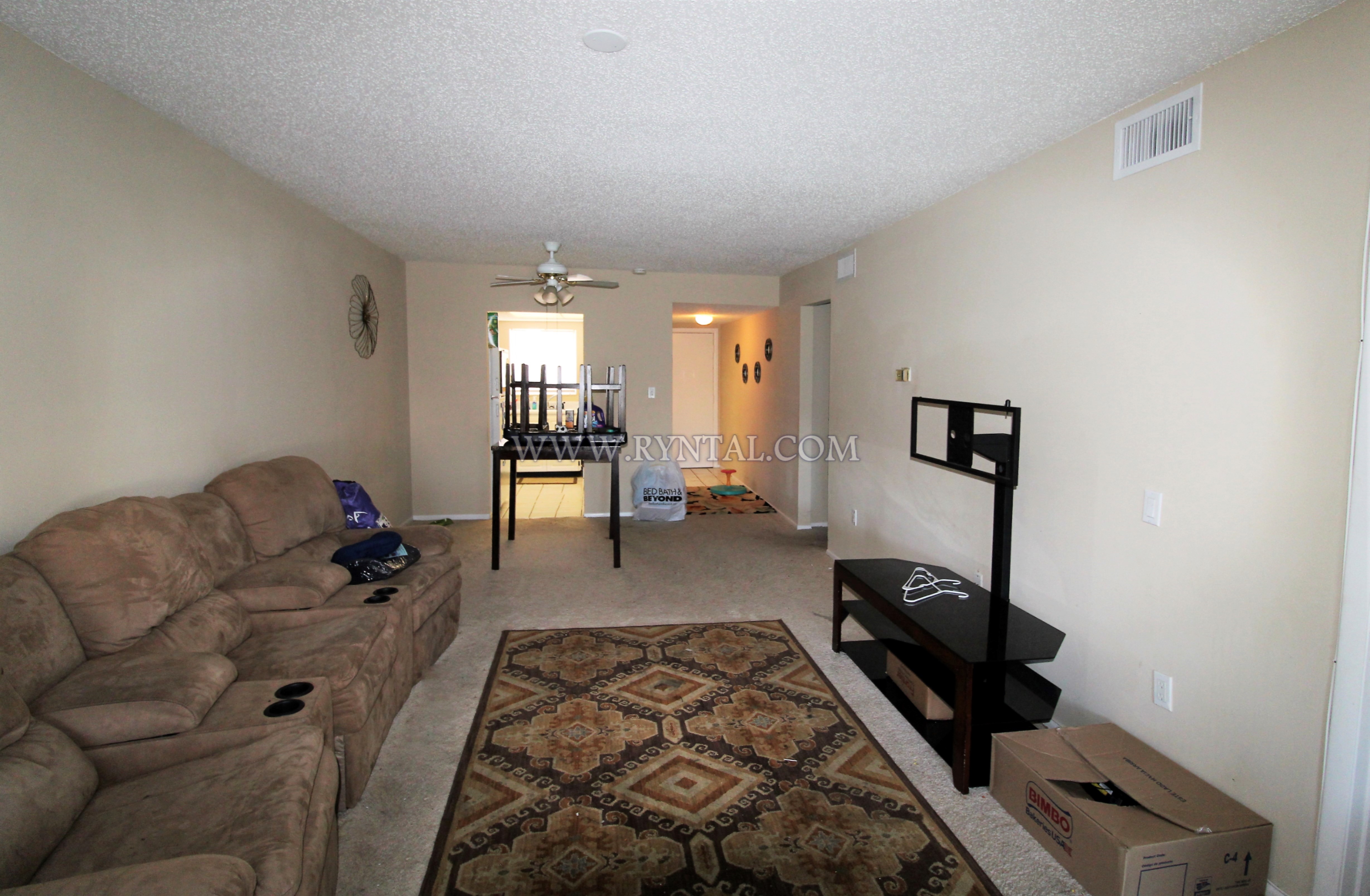 2 Bedroom Condo in Bayshore on the Lake!