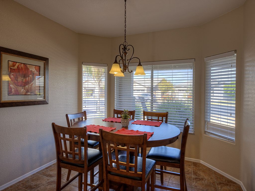 Furnished 3 Bedroom Home In Beautiful Coldwater Springs Golf Course