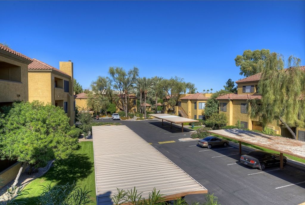 Luxurious 2Bedroom Vacation Condo located in North Scottsdale!