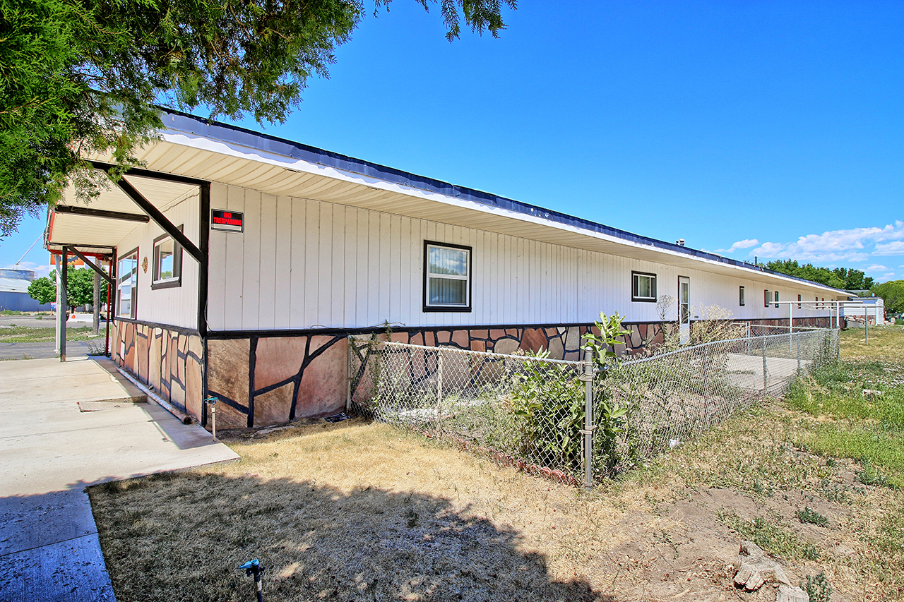 Great Apartments available in Fruita!! **NO SECURITY DEPOSIT REQUIRED*