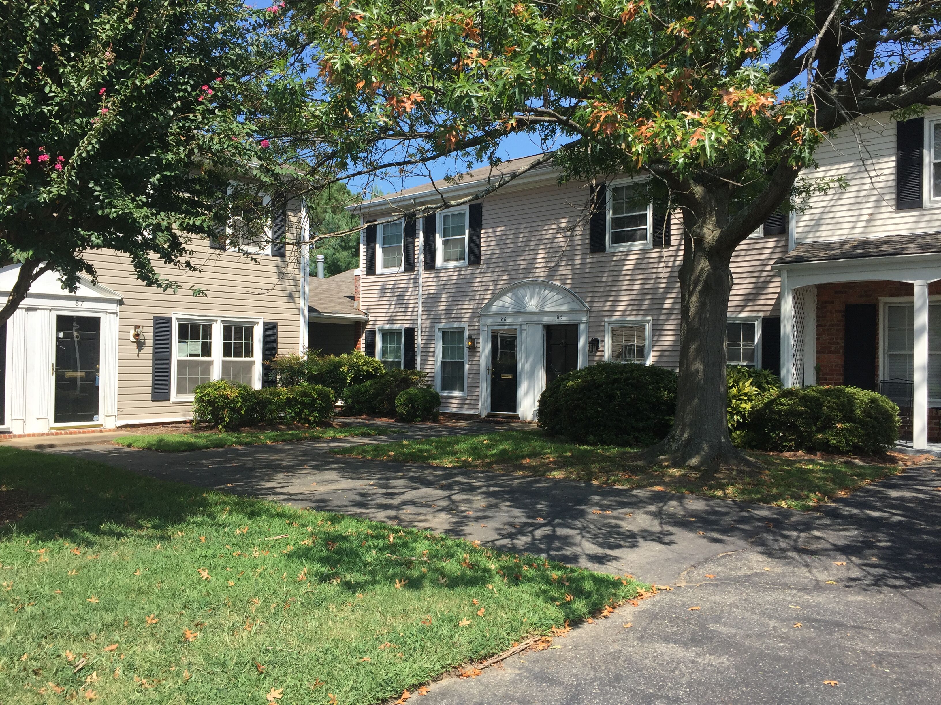 Apartments and Houses for Rent Near Me in 23607