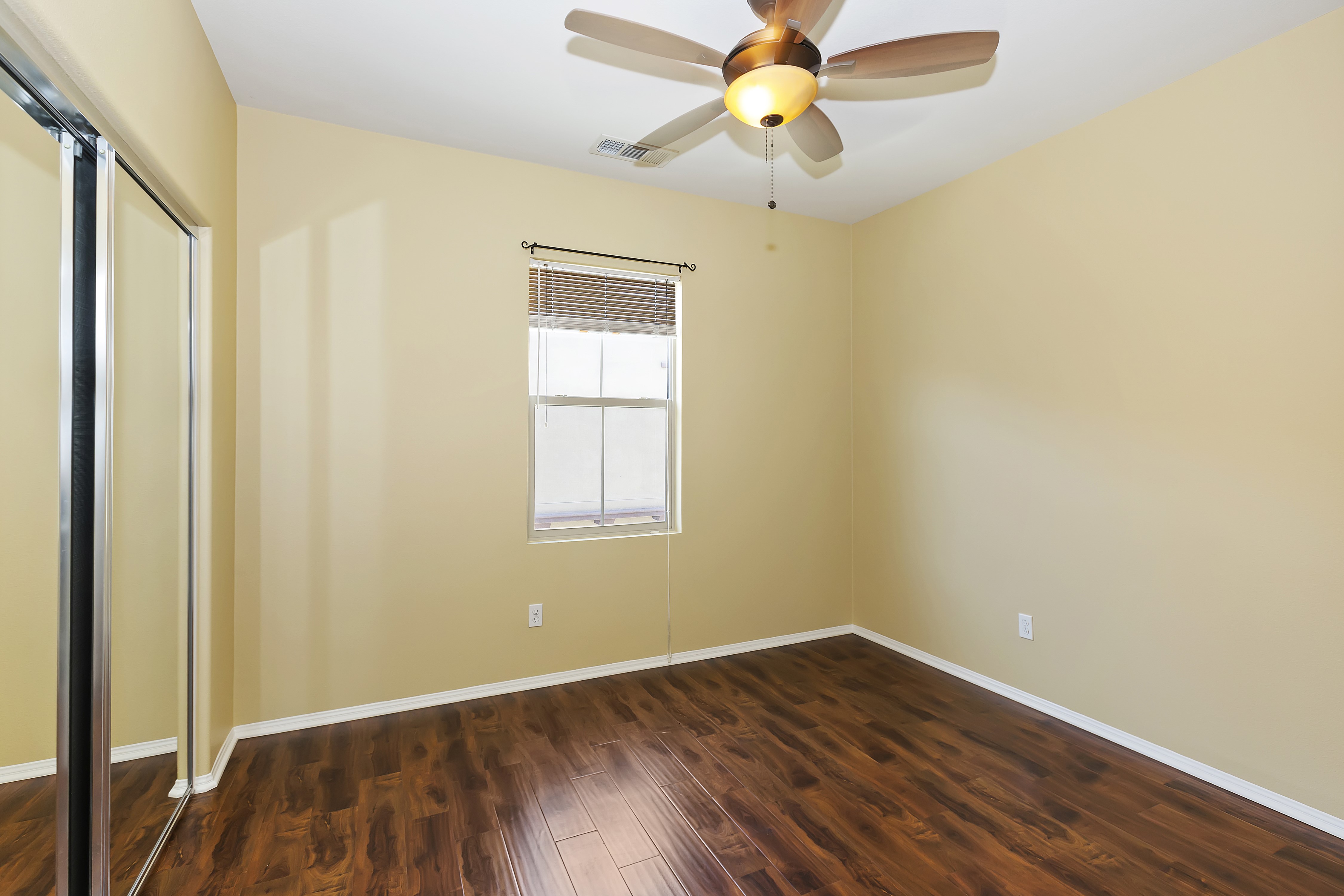 Highly Desirable Condo in N. Azusa