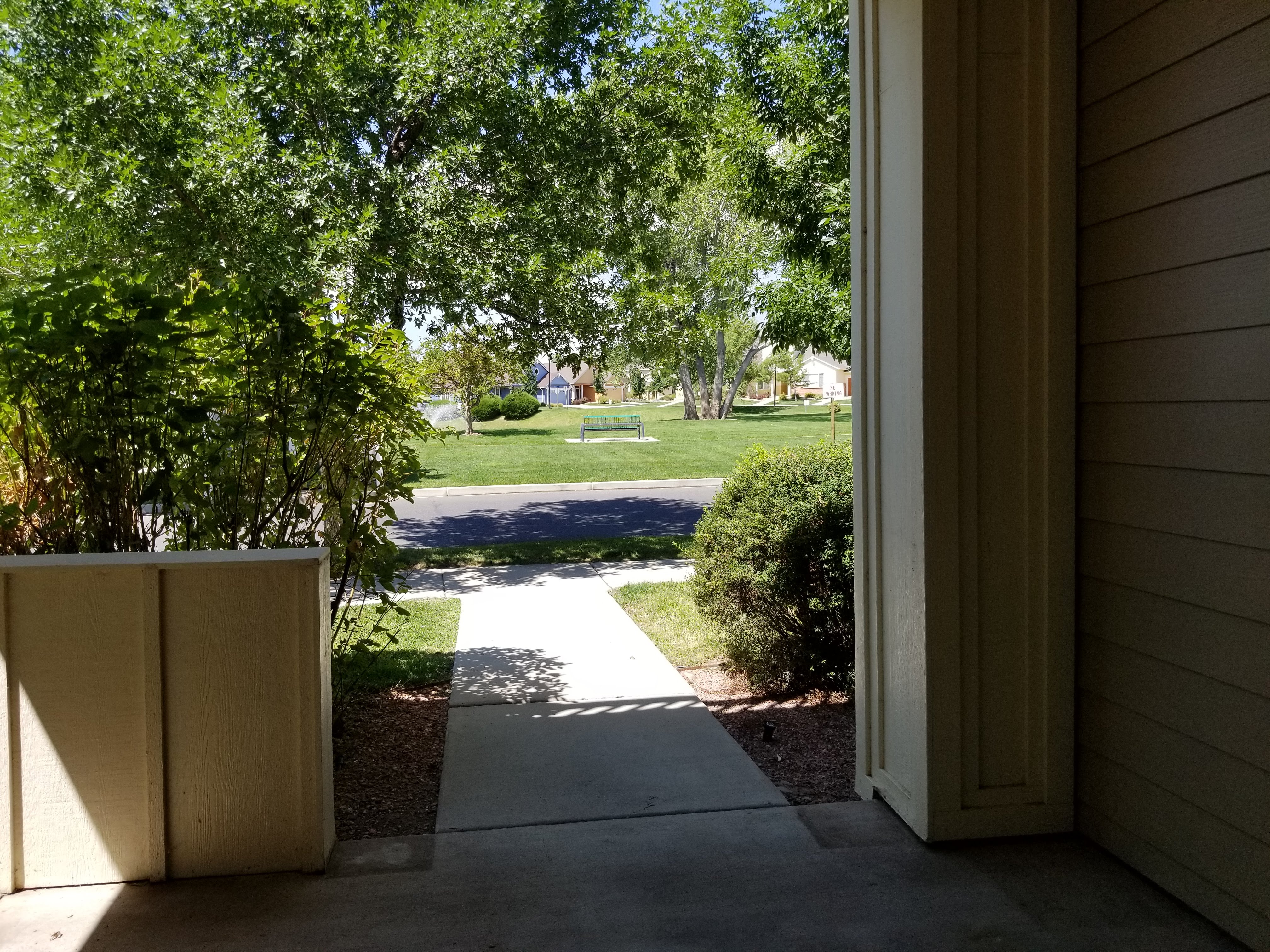 Views, clean 2 bed 2 bath condo