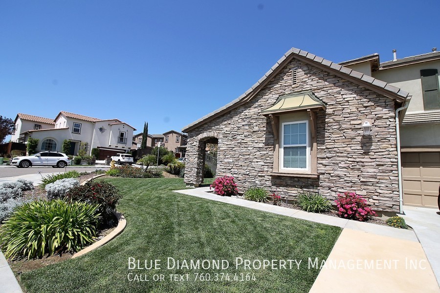 Houses For Rent In Lawrence Ks Near Ku Apartments For Rent In Lake San