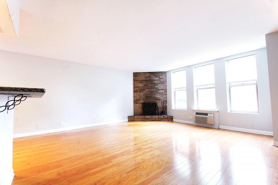 744 W Gordon Terrace 203, Chicago, IL 60613 Kass Management