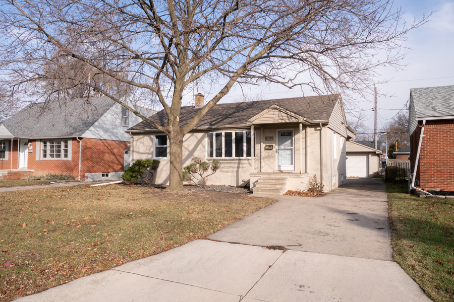 970 Isabelle Place, Windsor, ON N8S 3B2 Goldmar