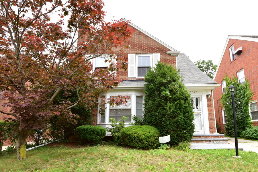 3625 Ingleside Down, Shaker Heights, OH 44120 Realty Trust Services