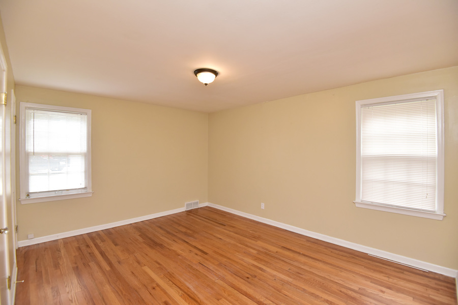 3625 Ingleside Down, Shaker Heights, OH 44120 Realty Trust Services