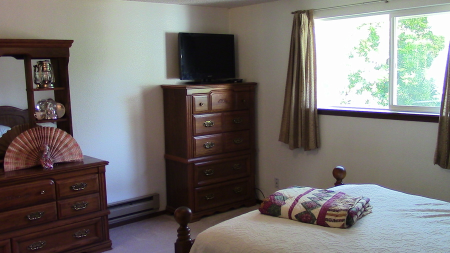 34555 Parkway Dr, Cloverdale, OR 97112 Oregon Coast Property Management