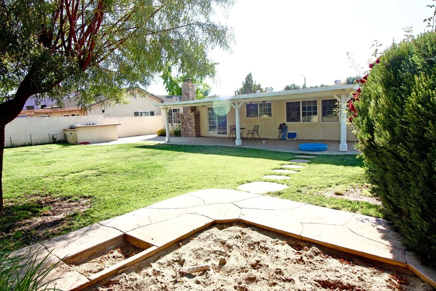 28158 Shelter Cove Dr., Santa Clarita, CA 91350 Southern California