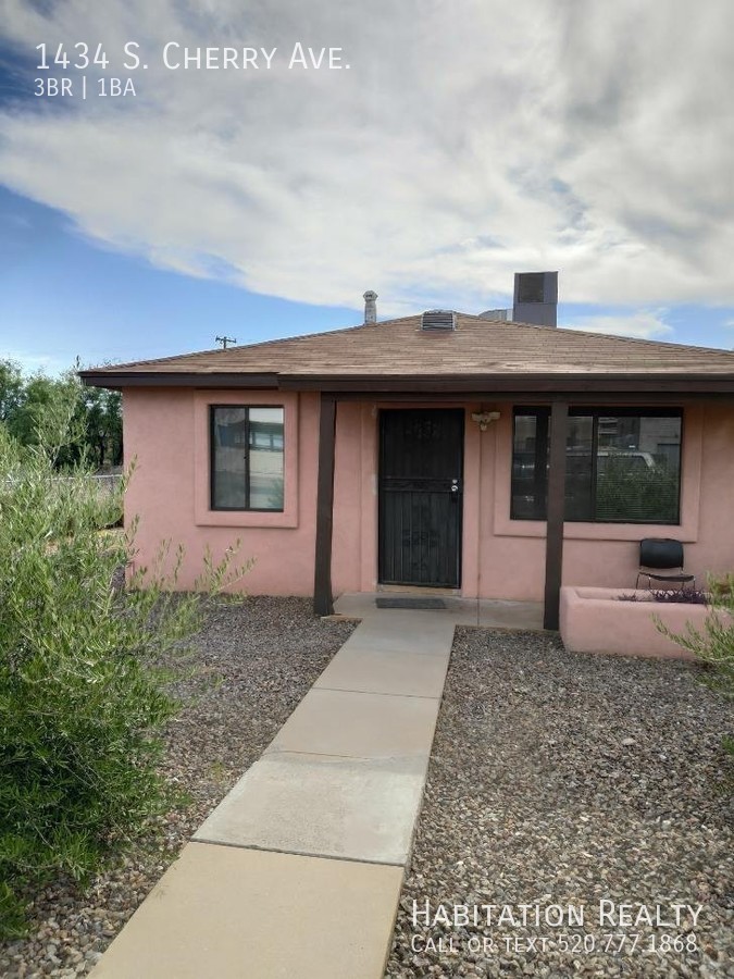 1434 S. Cherry Ave., Tucson, AZ 85713 We offer showings to pre