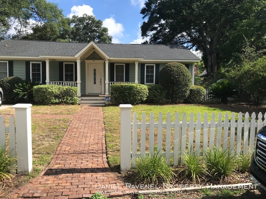 2156 Welch Ave., Charleston, SC 29412 Daniel Ravenel Real Estate