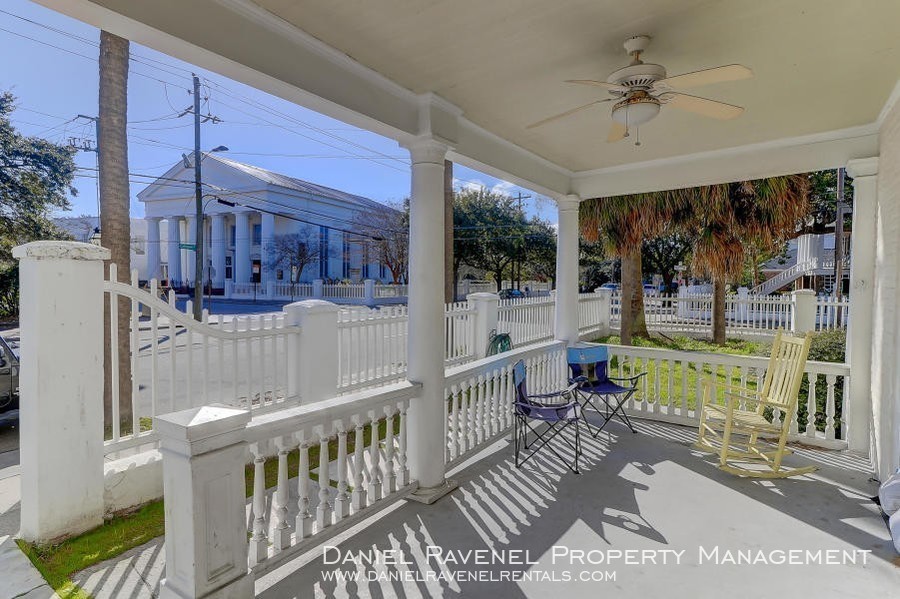 212 Calhoun Street Unit A, Charleston, SC 29401 Daniel Ravenel Real