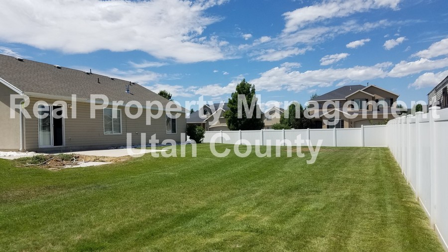 232 W Concho Way, Lehi, UT 84043 Real Property Management Utah County