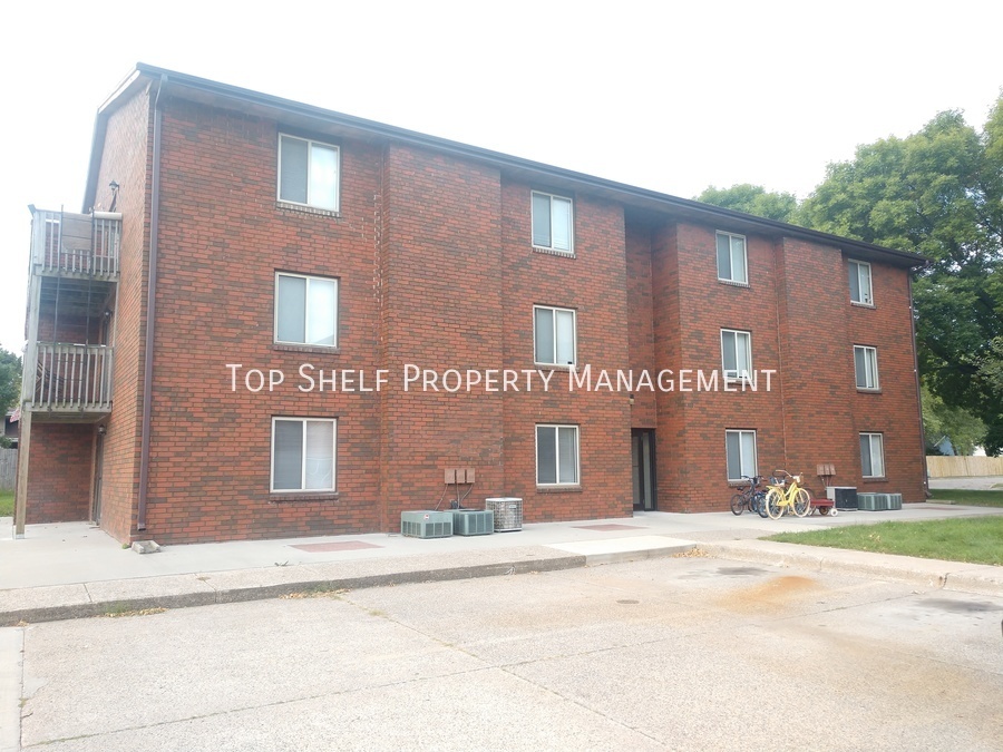 1805 NW Pine Rd 5, Ankeny, IA 50023 Top Shelf Property Management