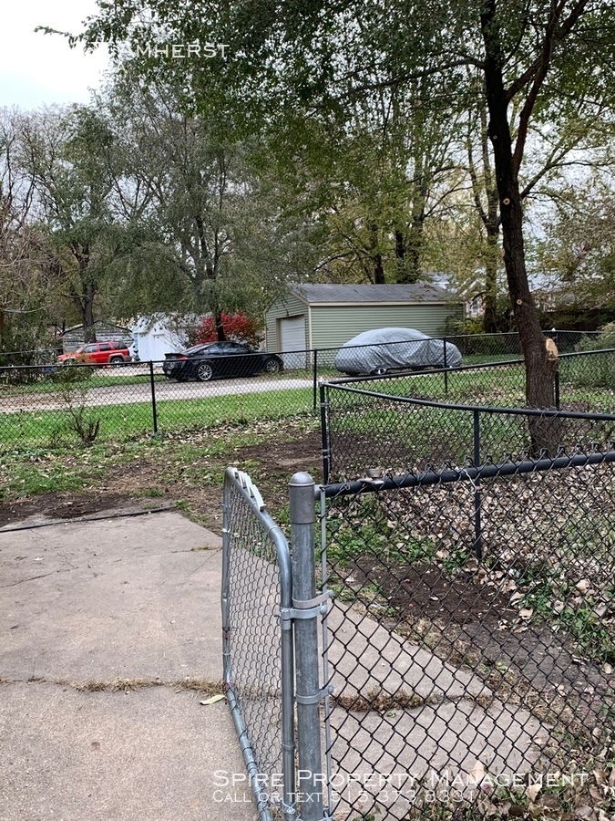 2327 Amherst, Des Moines, IA 50313 Spire Property Management