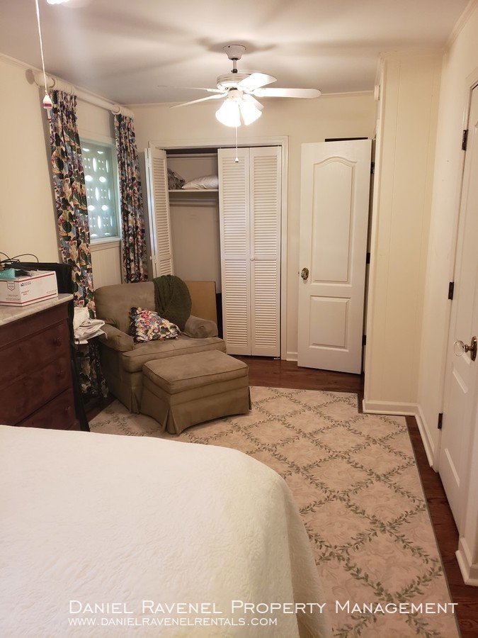 17 Lord Ashley Drive, Charleston, SC 29407 Daniel Ravenel Real Estate