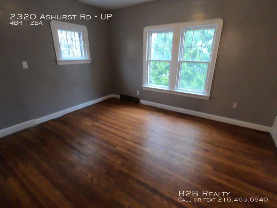 2320 Ashurst Rd UP, University Heights, OH 44118 B2B Realty