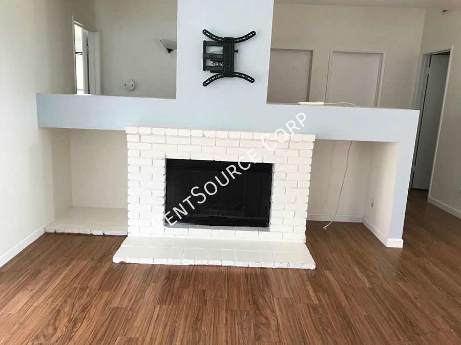 1425 Birchtree Ct, Rosamond, CA 93560 RentSource Corp