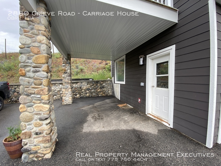2880 Grieve Road Carriage House, Kelowna, BC V1W 4E5 Real Property