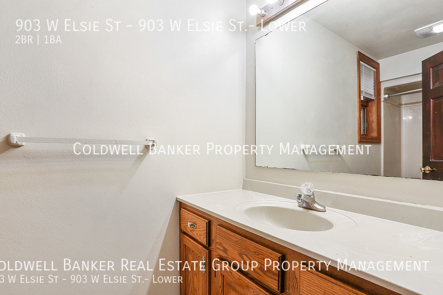 903 W Elsie St 903 W Elsie St. Lower, Appleton, WI 54914 Coldwell