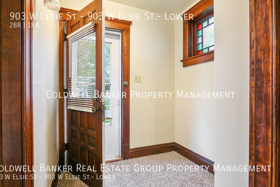 903 W Elsie St 903 W Elsie St. Lower, Appleton, WI 54914 Coldwell
