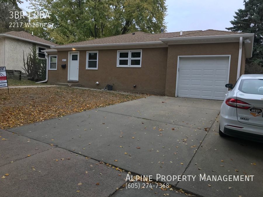 2217 W 18th St, Sioux Falls, SD 57105 Alpine Property Management