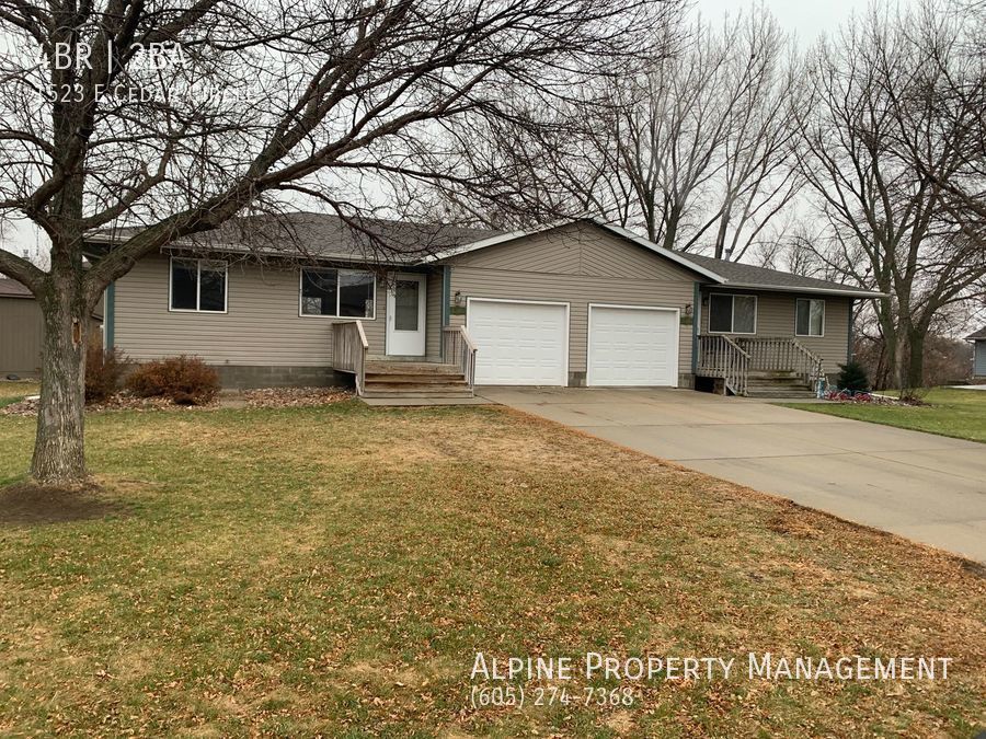 1523 E Cedar Circle, Brandon, SD 57005 Alpine Property Management