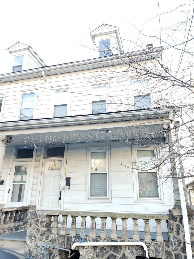 926 Butler Street, Easton, PA 18042 SCHEDULE A SHOWING